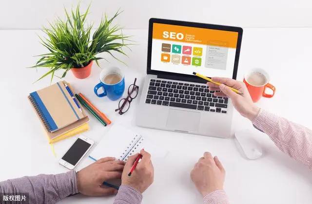 谢娜晒照为李维嘉庆生